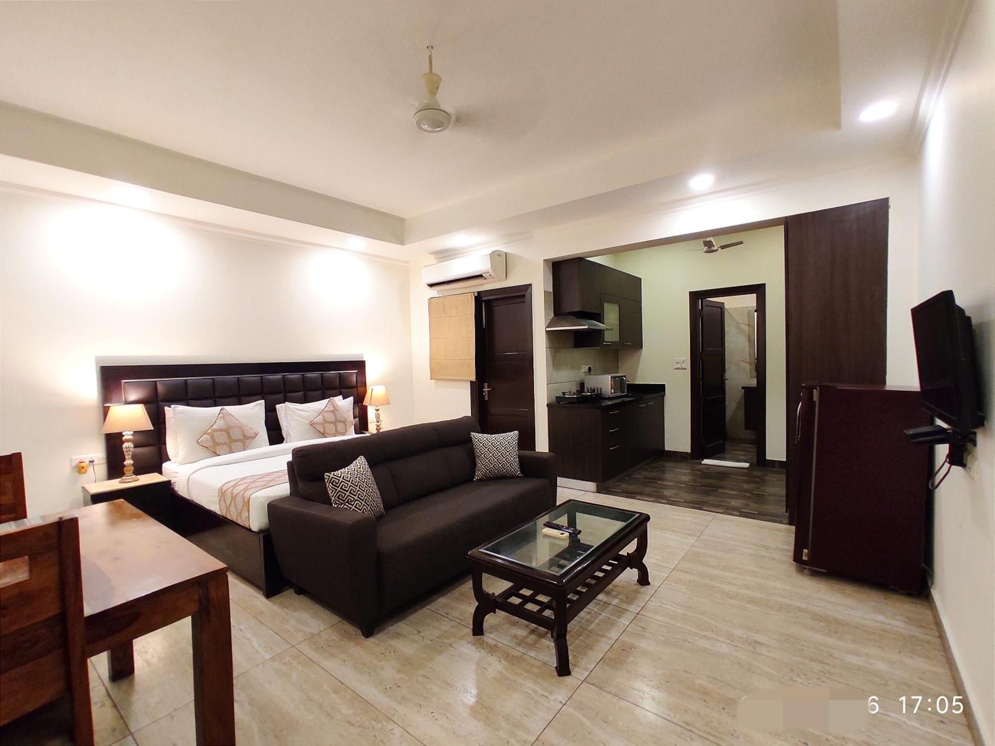 When In Gurgaon - Artemis Hospital 1 Min Walk, Fortis & Medanta 4 Mins Drive Eksteriør billede