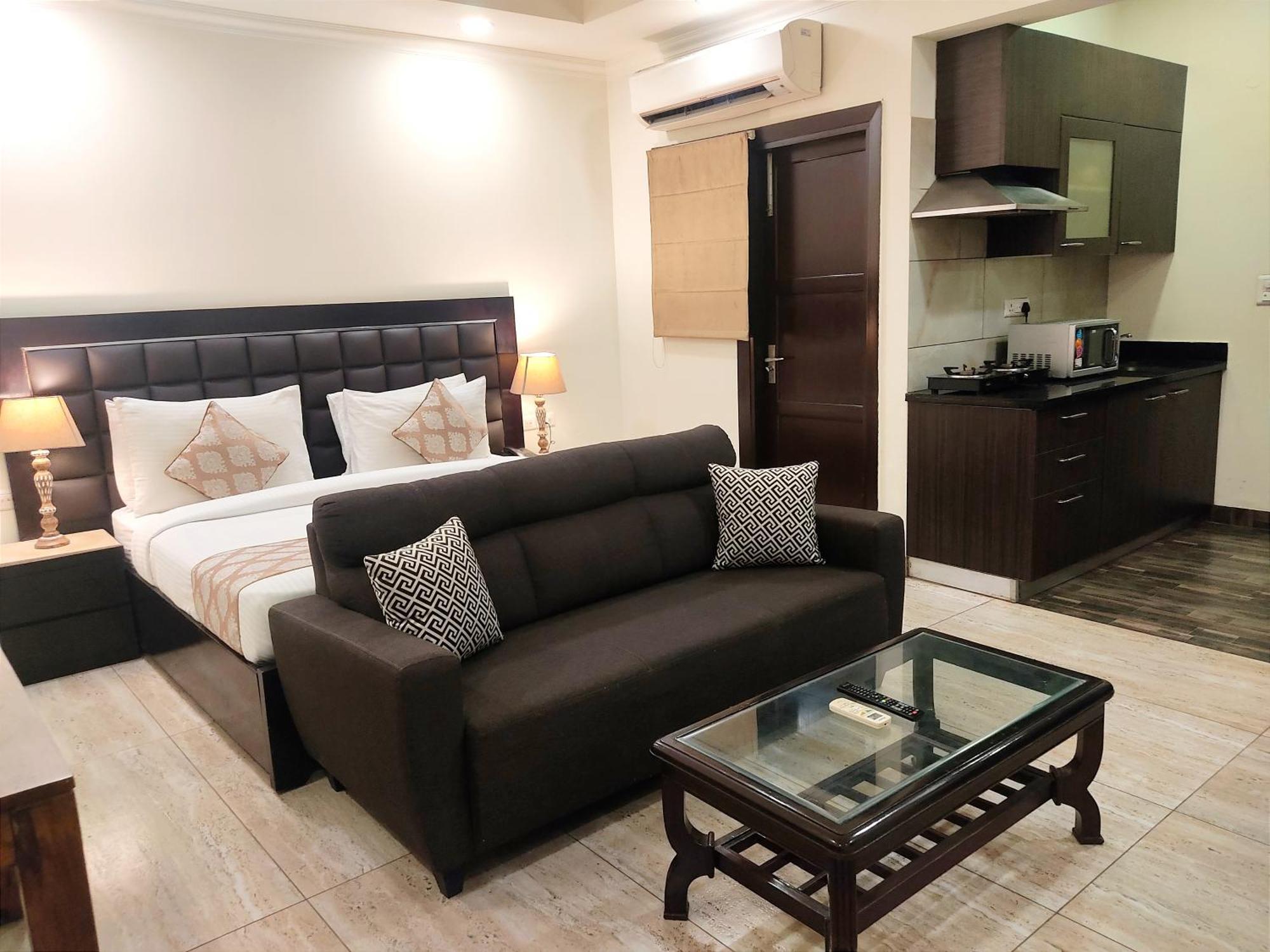 When In Gurgaon - Artemis Hospital 1 Min Walk, Fortis & Medanta 4 Mins Drive Eksteriør billede